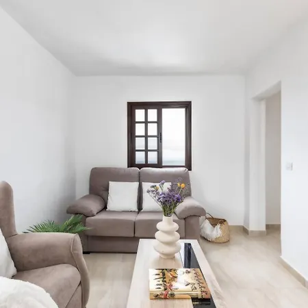 Casita Arboles Holiday home Villa de Mazo